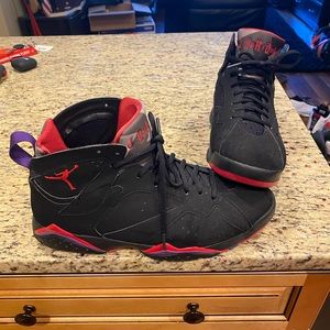 Jordan Raptor 7’s